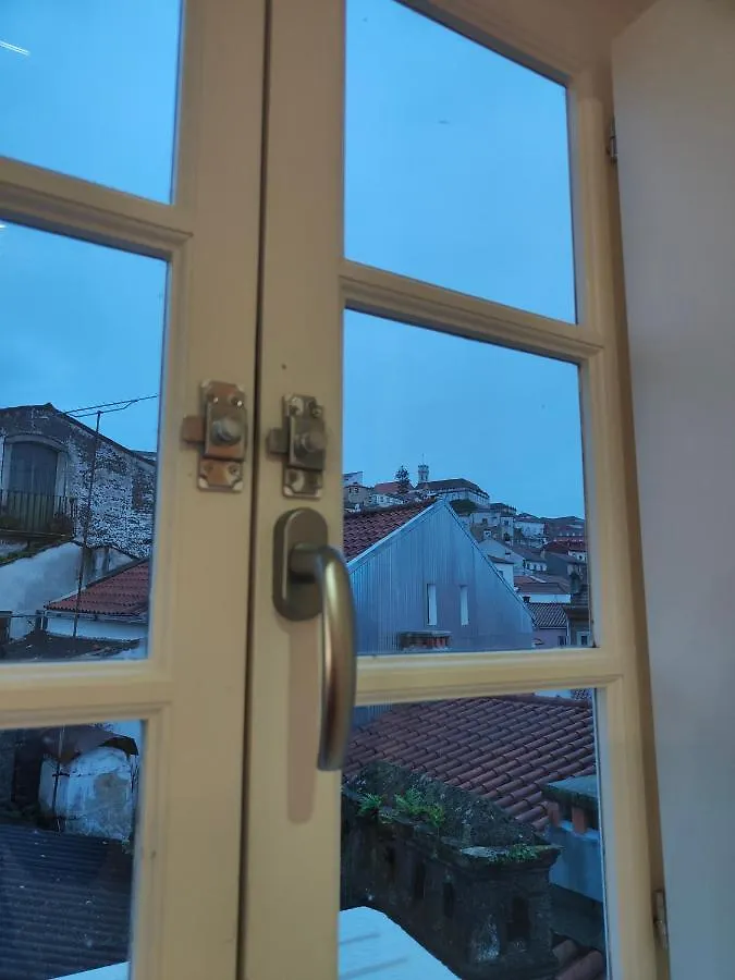 Wood Essence Apartment - Cozy Balcony Coimbra Portugal