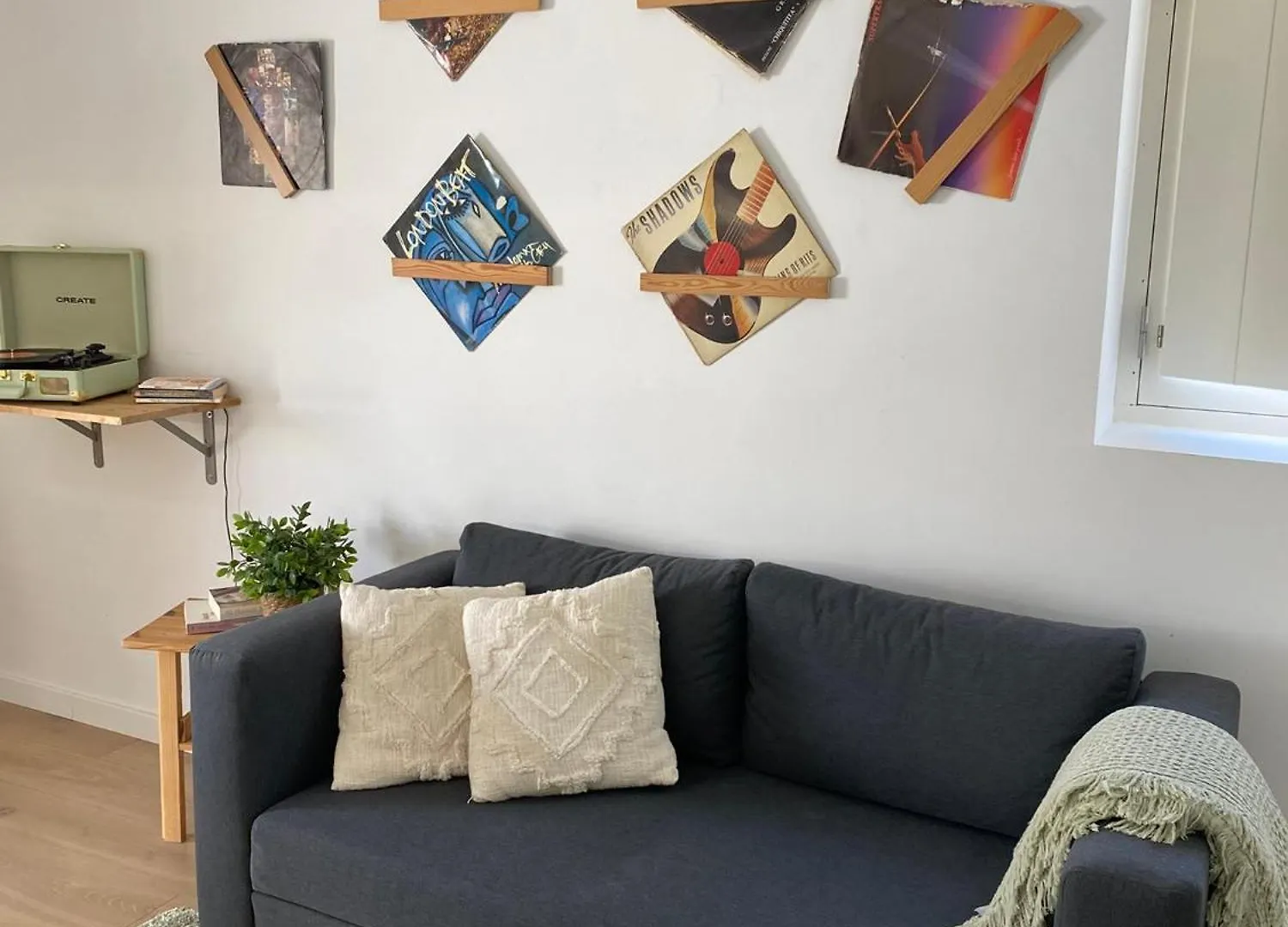 Wood Essence Apartment - Cozy Balcony Coimbra